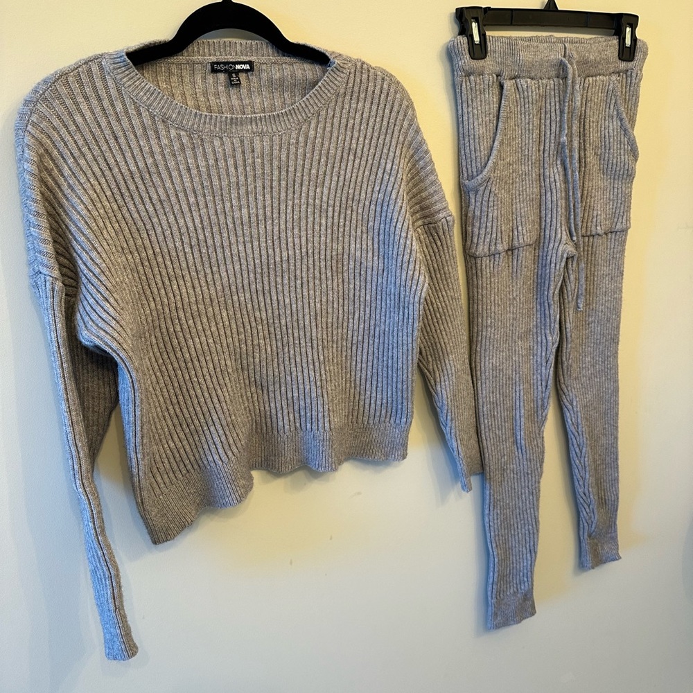 Knit set
